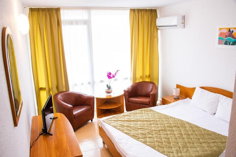סאטורן Hotel Mures מראה חיצוני תמונה