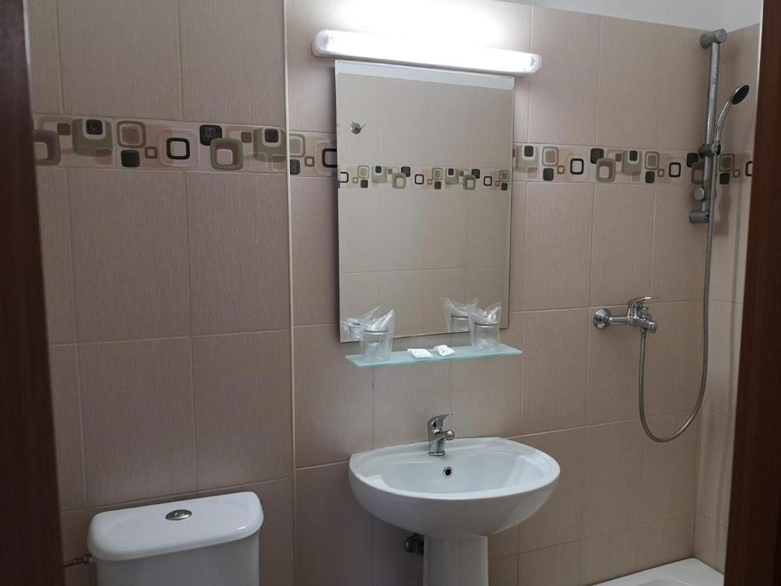 סאטורן Hotel Mures מראה חיצוני תמונה