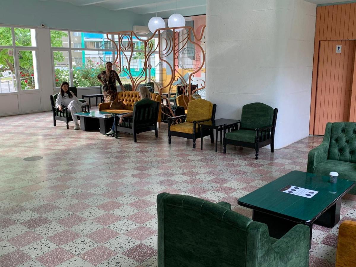 סאטורן Hotel Mures מראה חיצוני תמונה